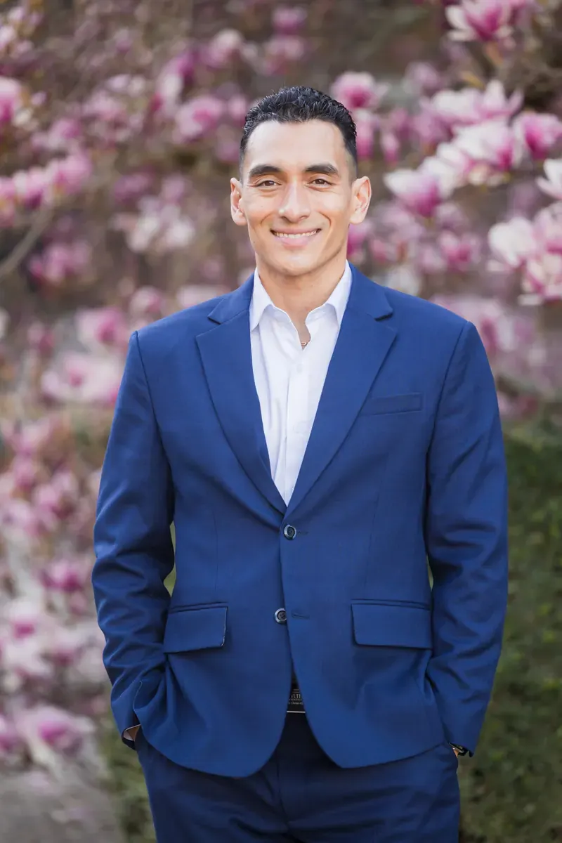 Portrait of Nestor Icaza, San Bruno and San Mateo County real estate broker